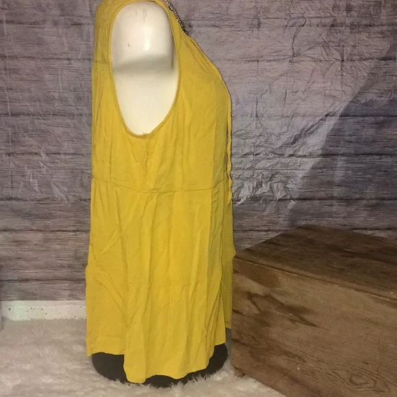 Torrid Mustard Textured Tiered Tank Top - Picture 8 of 11